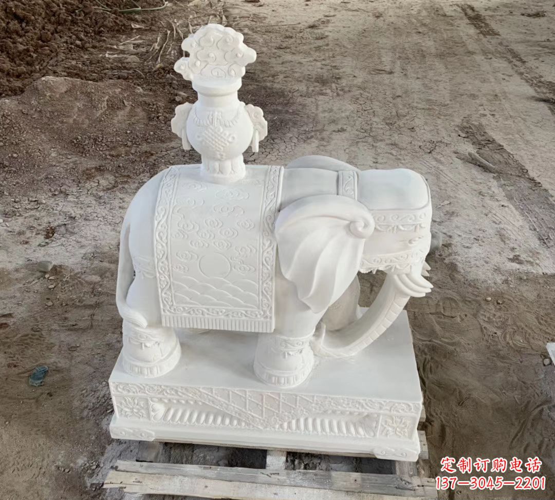 太原精美绝伦,汉白玉宝瓶雕塑