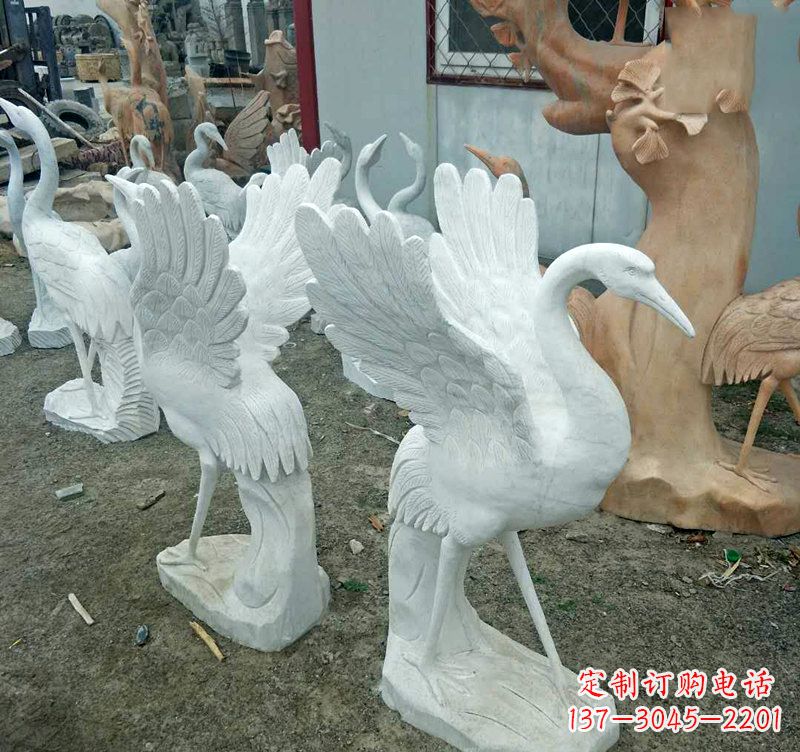 太原装点家园的仙鹤石雕
