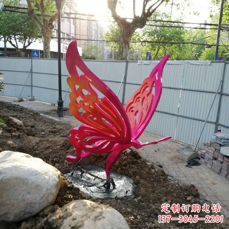 太原红色不锈钢蝴蝶园林摆件