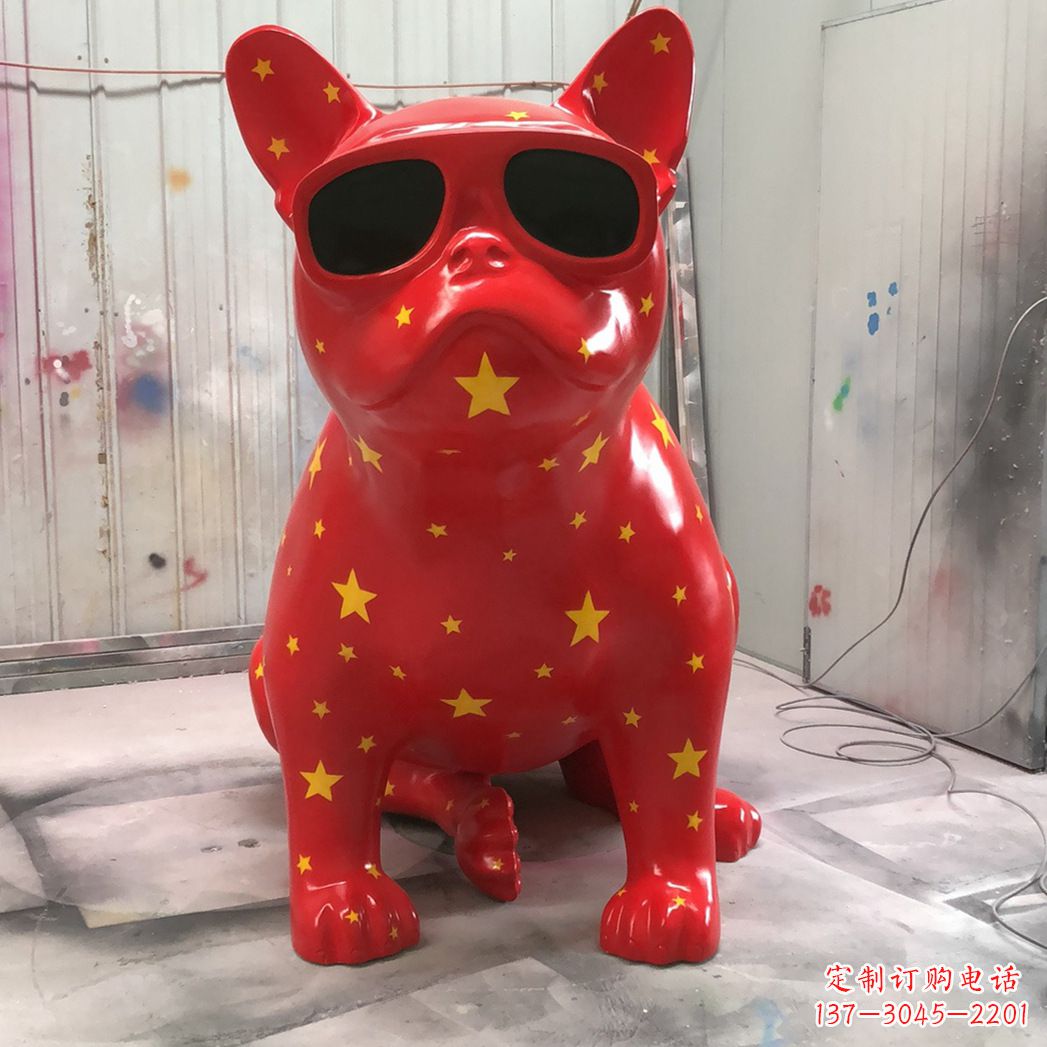 太原玻璃钢材质精致的生肖雕塑