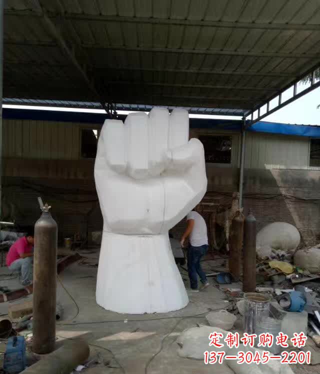 太原中领雕塑推出户外不锈钢拳头雕塑