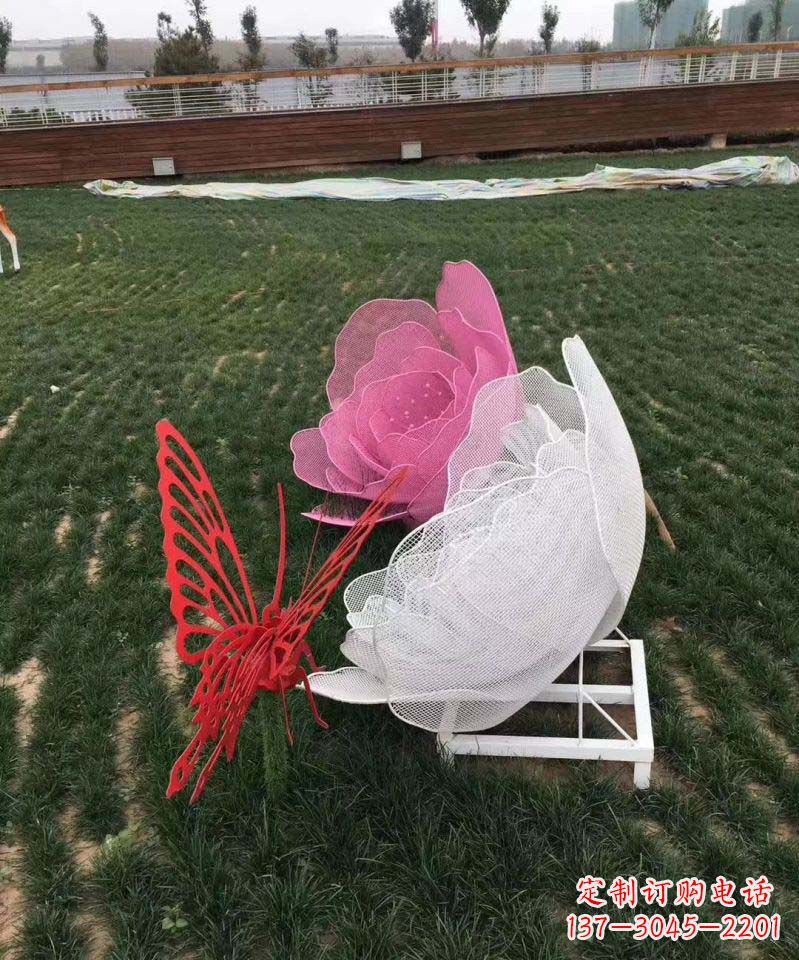 太原户外不锈钢铁艺蝴蝶花朵雕塑