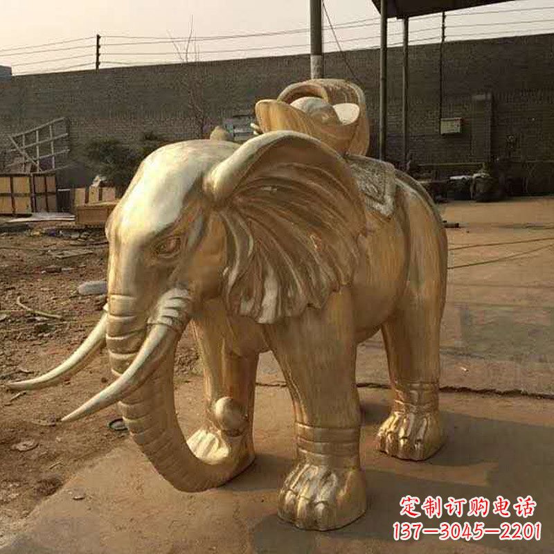 太原为人民带来精美的黄铜大象雕塑