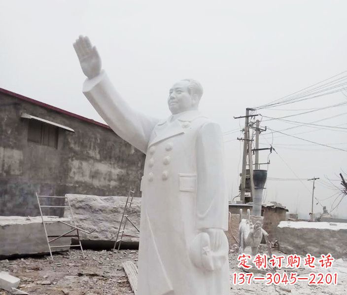 太原为毛泽东伟人石雕制作一尊永恒的雕塑