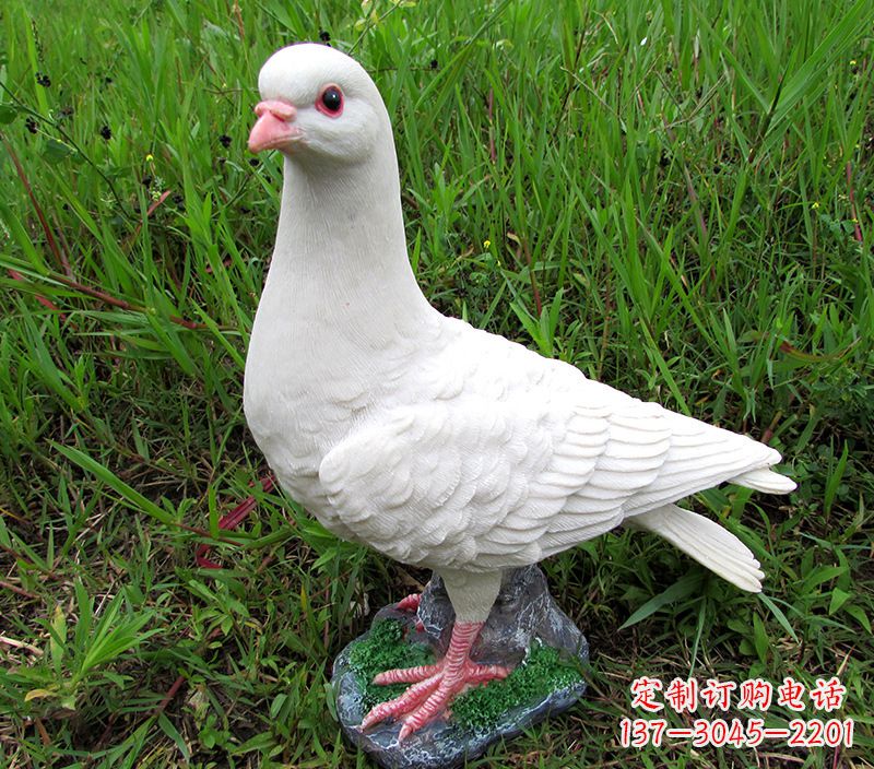 太原角斗士广场鸽子雕塑