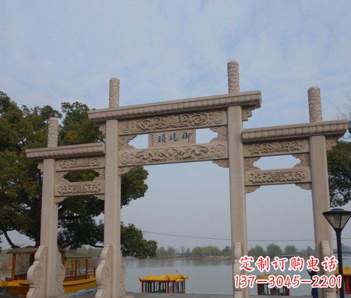 太原景区三门古典牌坊石雕