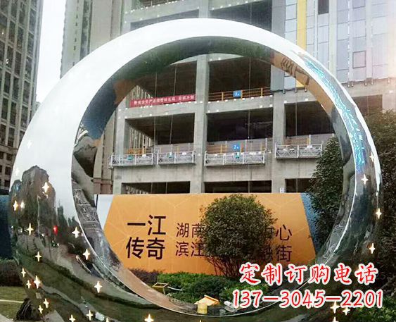 太原让您的空间脱颖而出!时尚镜面不锈钢圆环景观雕塑