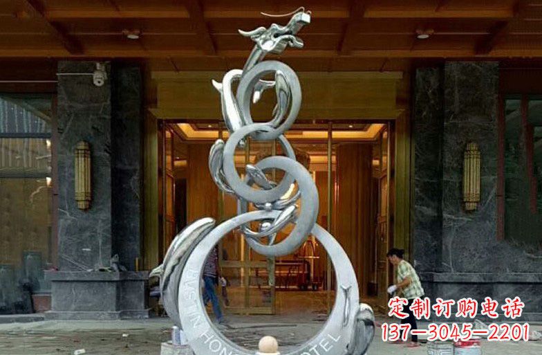 太原中领雕塑高端定制不锈钢龙门雕塑