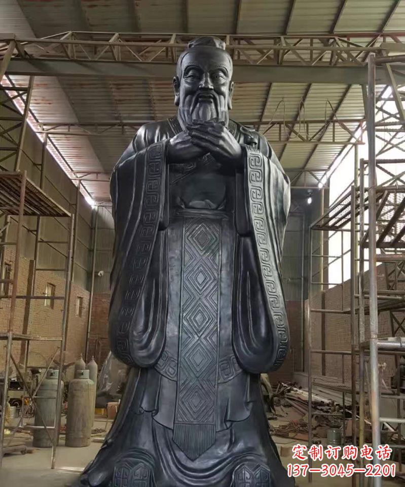 太原表彰传统文化,尊贵的孔子雕塑