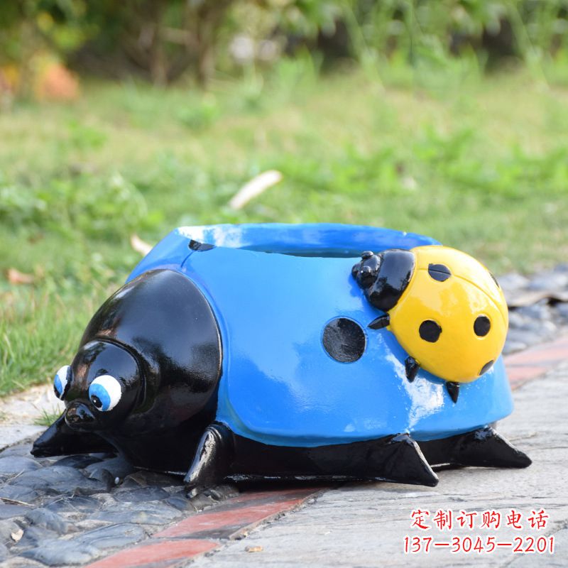 太原蓝色玻璃钢七星瓢虫花盆雕塑