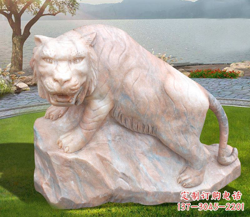 太原金灿灿的老虎石雕公园动物摆件