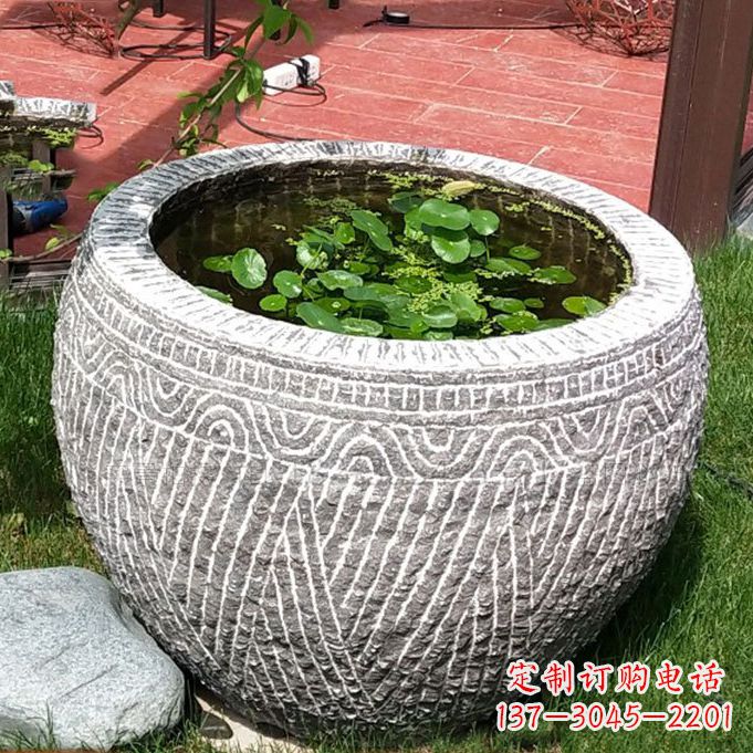 太原老青石花盆雕塑:独特的家居艺术装饰