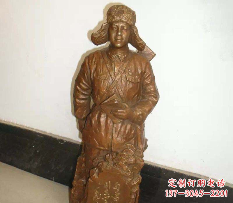 太原纪念雷锋的精美铜雕