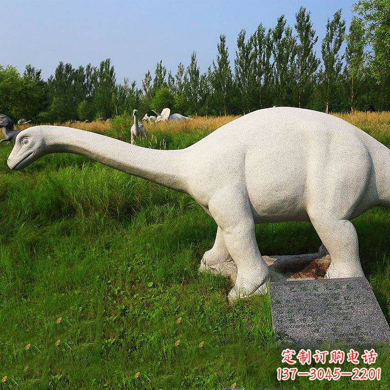 太原雕塑精美,细节精准,呈现出自然风情,瑞士红宝石动物雕塑
