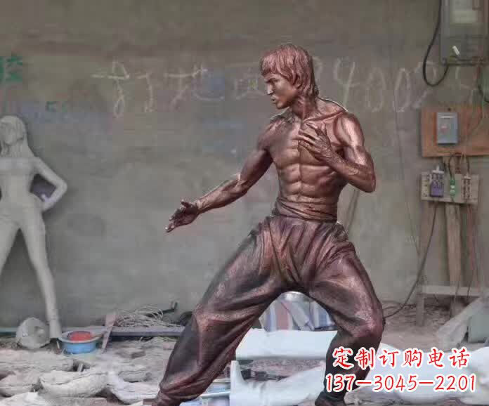 太原李小龙铜雕,精美尽显传奇风采
