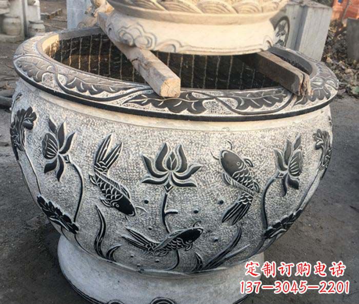 太原中领雕塑-仿古圆水缸雕塑