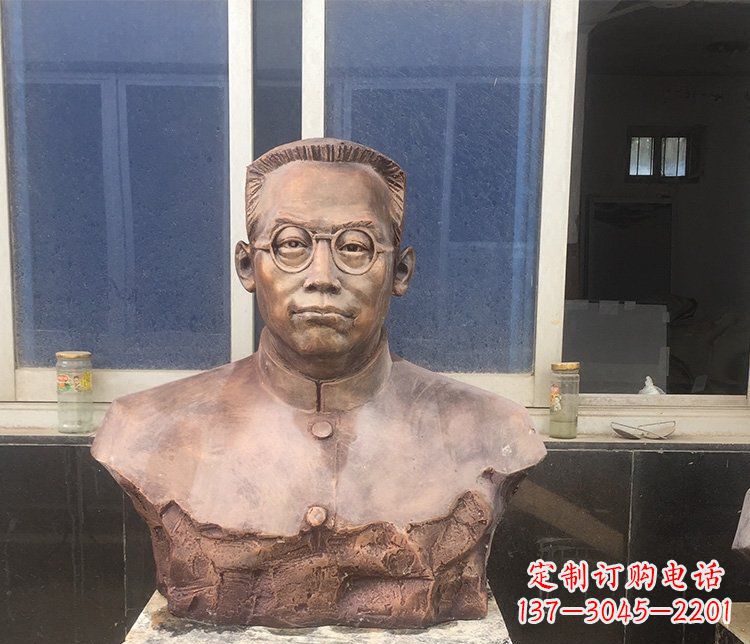 太原精致的刘伯承头像铜雕