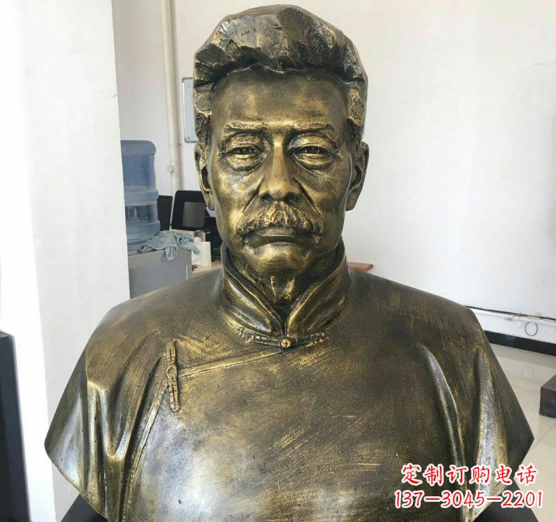 太原鲁迅铜雕:给您带来全新的珍藏体验