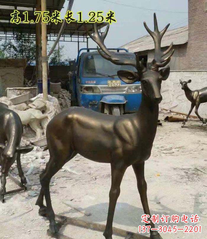 太原艺术精美,高品质鹿铜雕塑