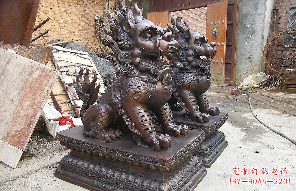 太原传统工艺精制–钜细工艺麒麟铜雕