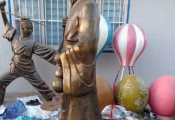太原传承中医华佗的传奇—华佗名医铜雕