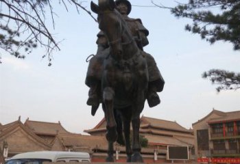 太原雕刻精美的蒙古人骑马铜雕