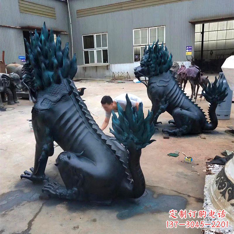 太原喷漆麒麟铜雕