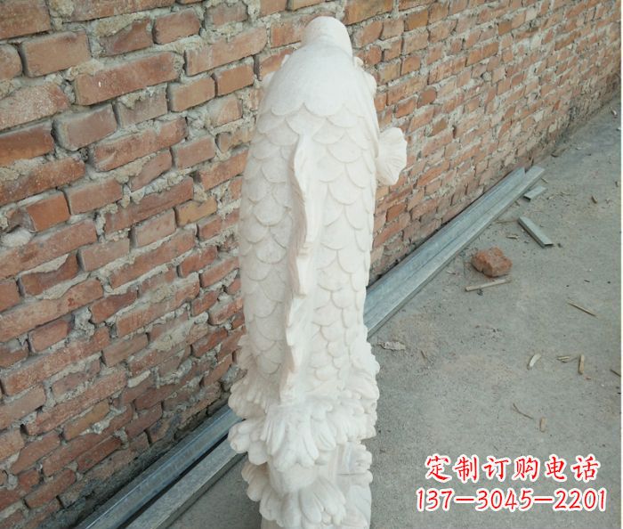 太原华丽而高雅,精美绝伦的喷水鲤鱼公园石雕