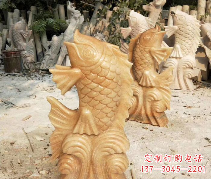 太原中领雕塑精美鲤鱼雕塑