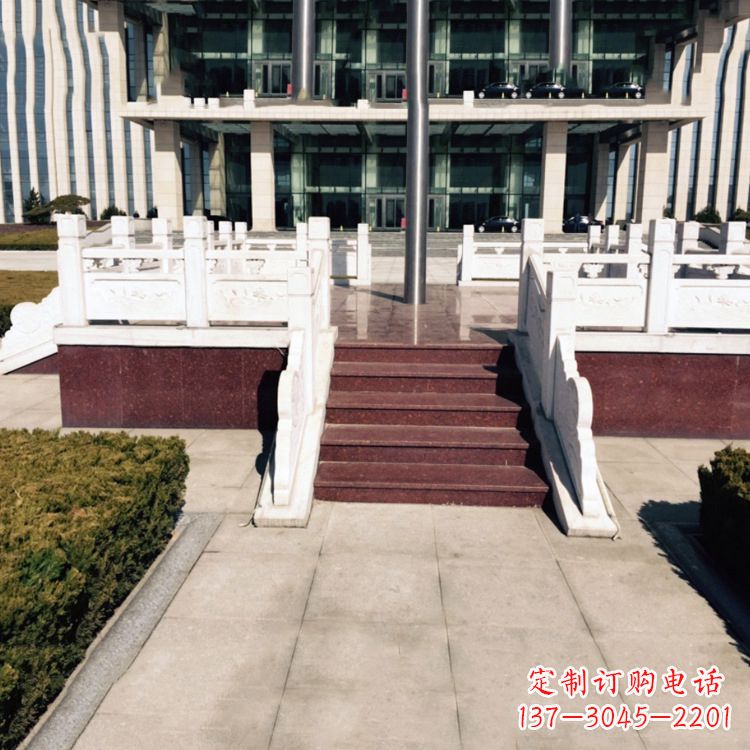 太原高贵的象征——中领雕塑升旗台雕塑