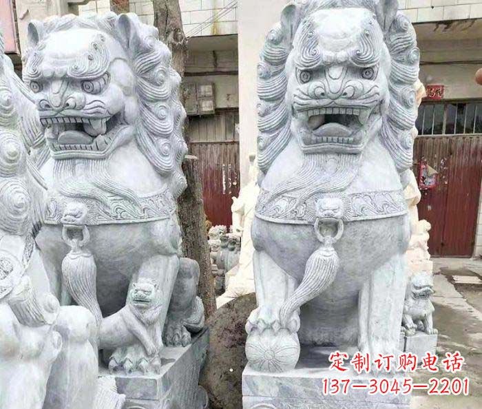 太原象征力量的大理石狮子石雕