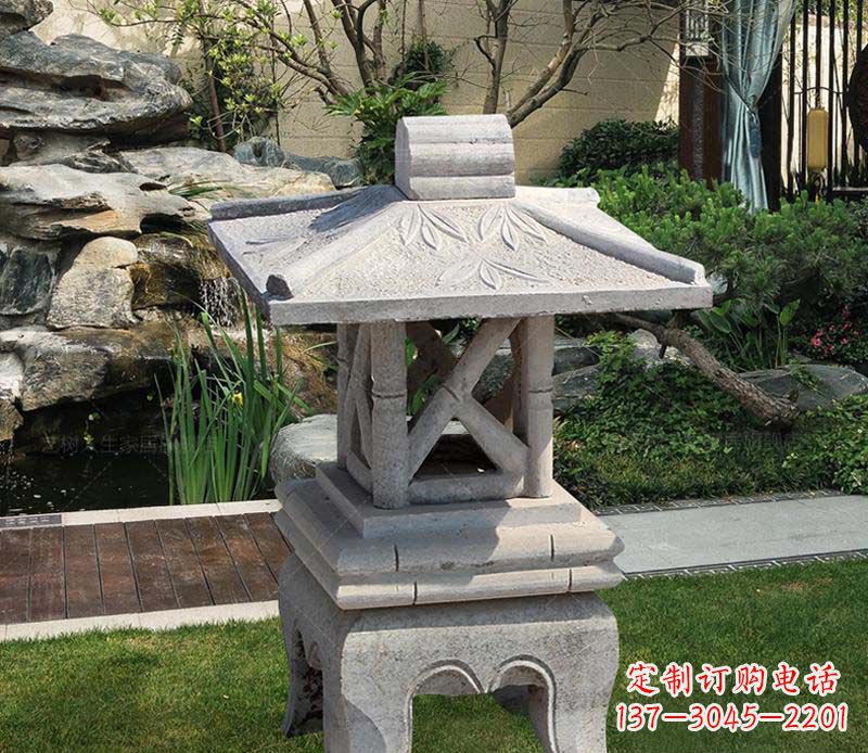 太原青石草坪照明灯——装点环境的美丽石灯雕塑