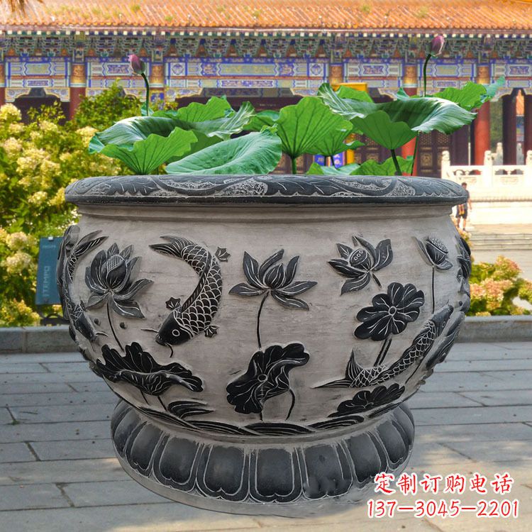 太原精美绝伦的青石鱼缸雕塑