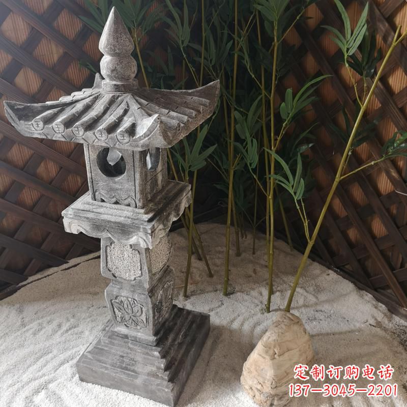 太原青石仿古灯笼雕塑是由中领雕塑定制的经典雕…