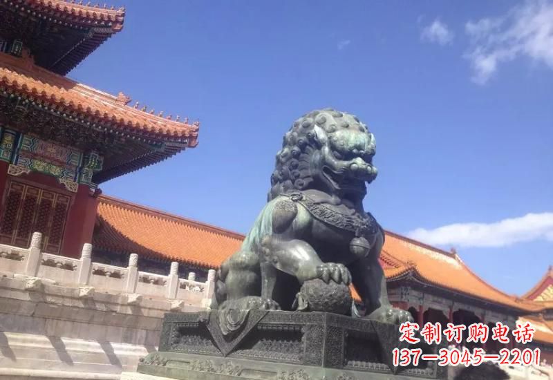 太原精致青铜狮子雕塑,表达荣耀之美
