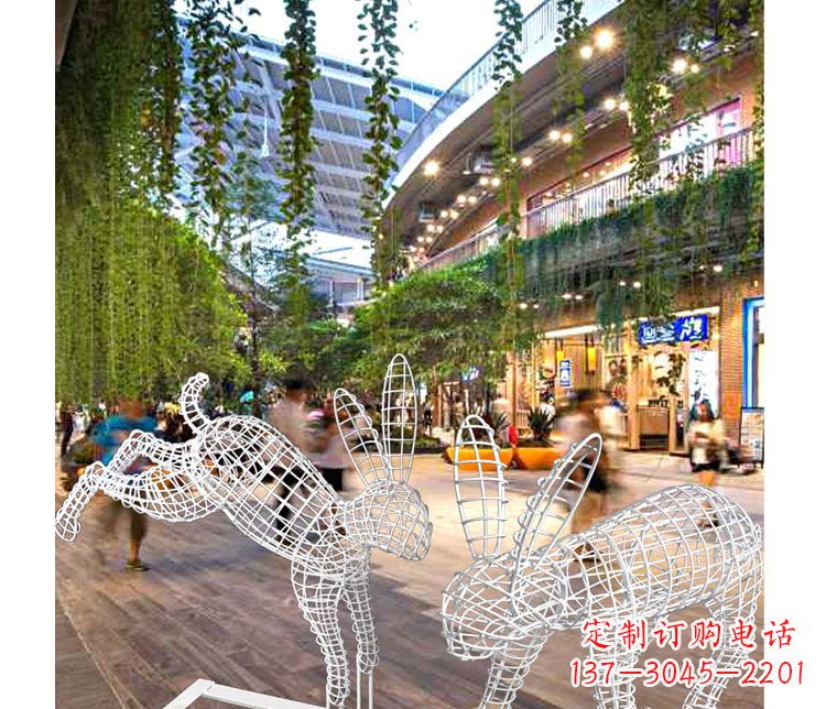 太原中领雕塑的精致兔子雕塑