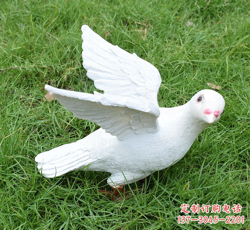 太原象征和平的少女和平鸽雕塑