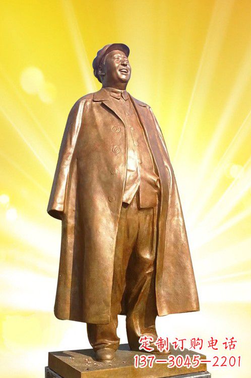 太原严格掌控:毛主席大衣装置雕塑