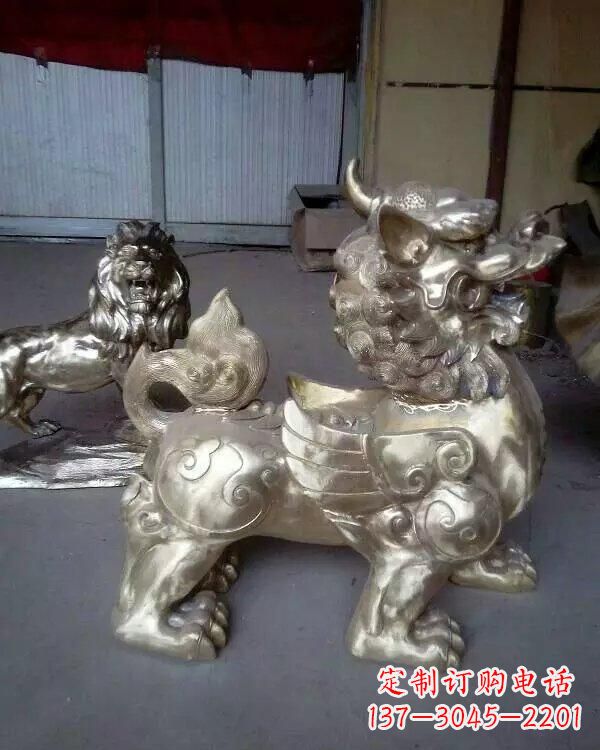 太原中领雕塑:貔貅铜雕精致雕塑