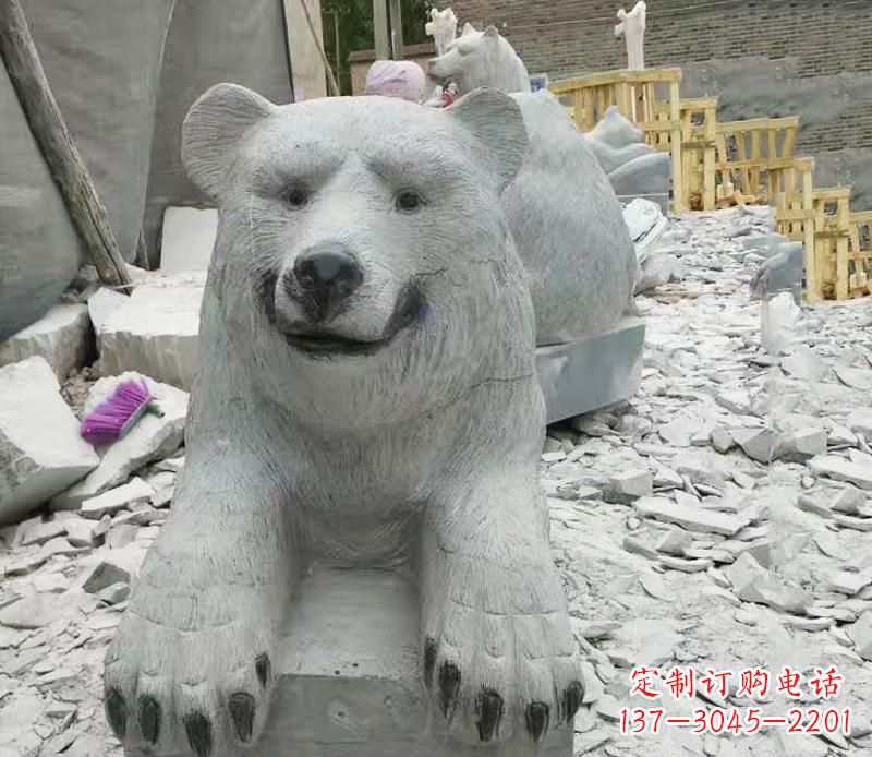 太原高端石雕狗熊雕塑,精致细节,完美还原动物真实感
