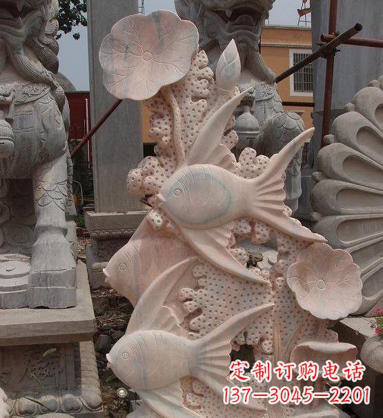 太原荷花鲤鱼雕塑,精美完美记录永恒美好