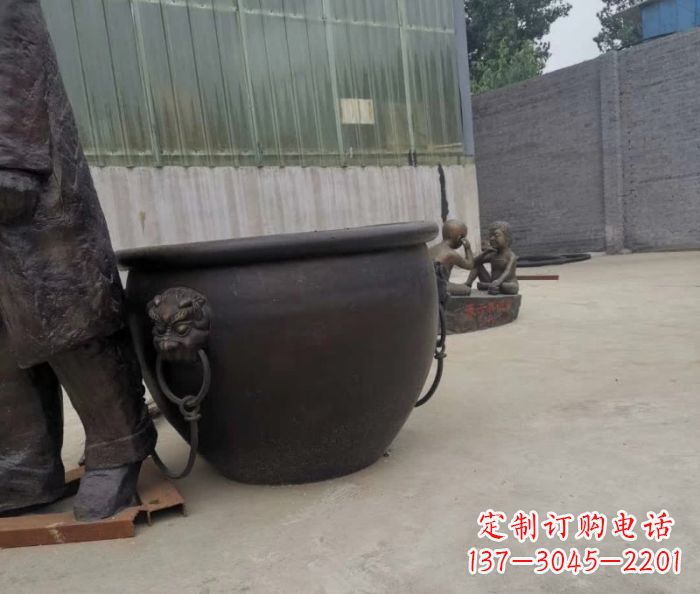 太原水缸铜雕塑 (2)