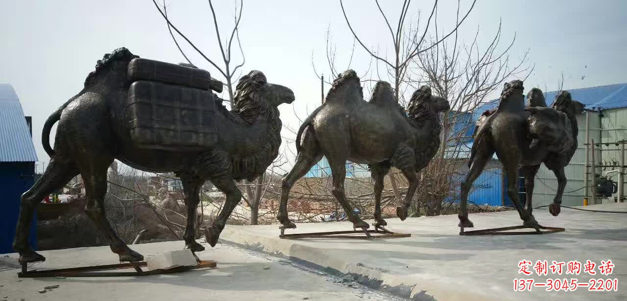 太原丝绸之路铜骆驼雕塑