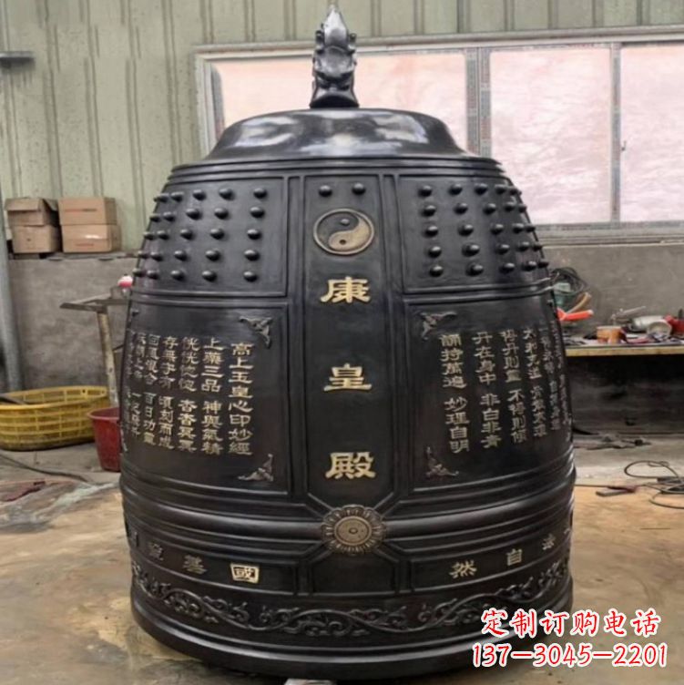 太原寺庙铜雕挂钟