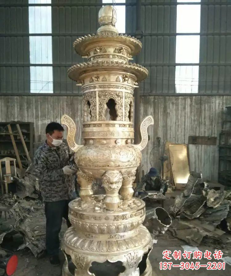 太原寺庙香炉铜雕 (5)