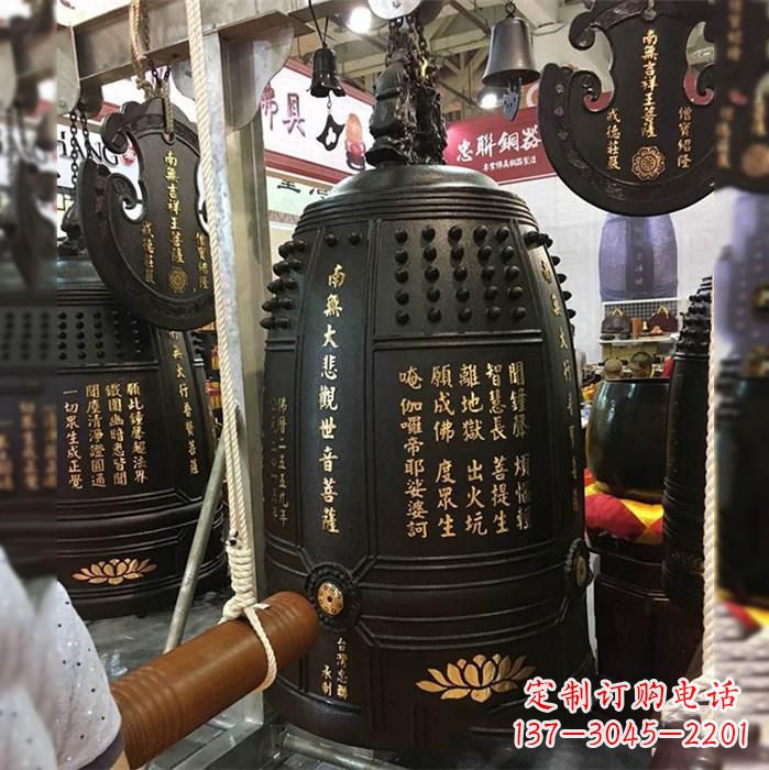 太原寺院挂钟铜雕塑