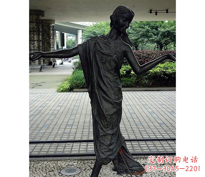 太原跳舞的女孩街边景观铜雕