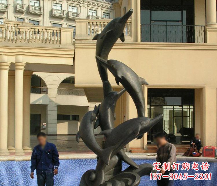 太原跳跃海豚景观铜雕