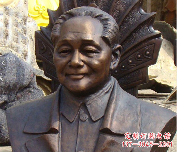 太原铜雕广场邓小平肖像雕塑
