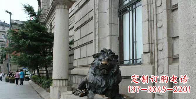 太原铜雕跪姿狮子